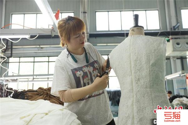 河北南宫：精品羊绒服装服饰产业年营收超120亿元